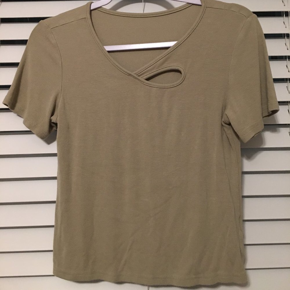 SHEIN DAZY Knit Cut Out Tee